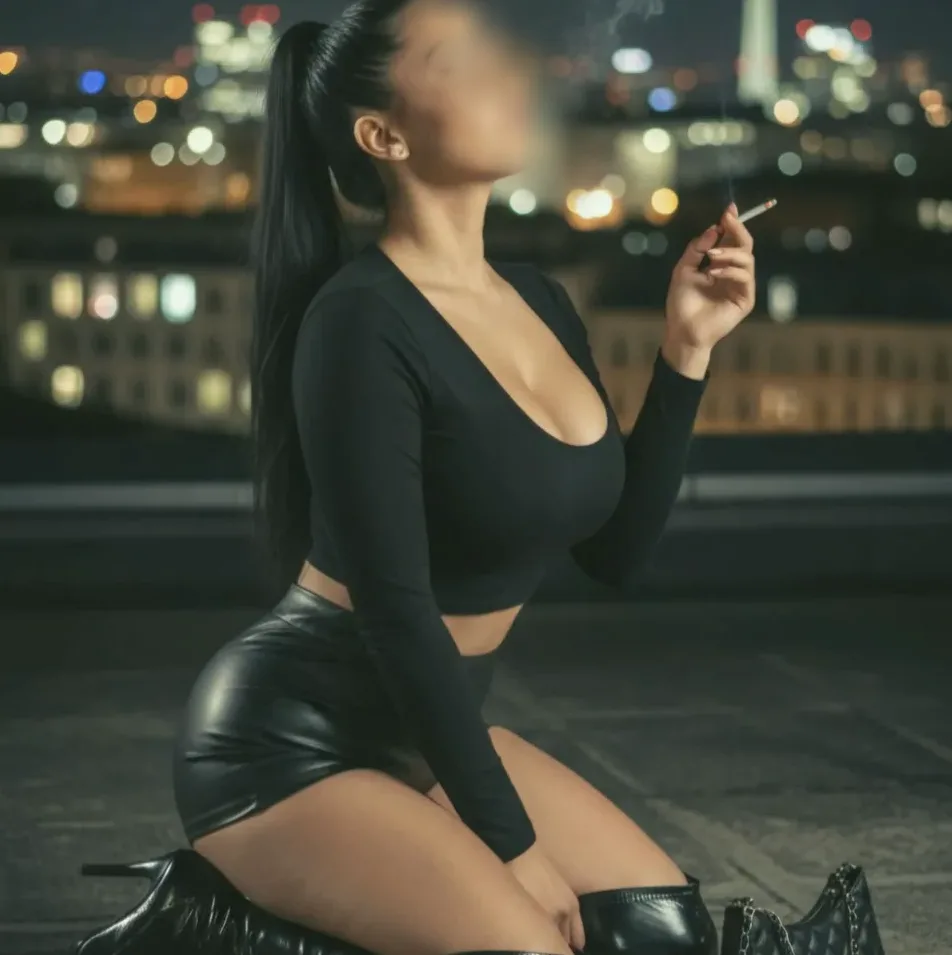 Diana, 34