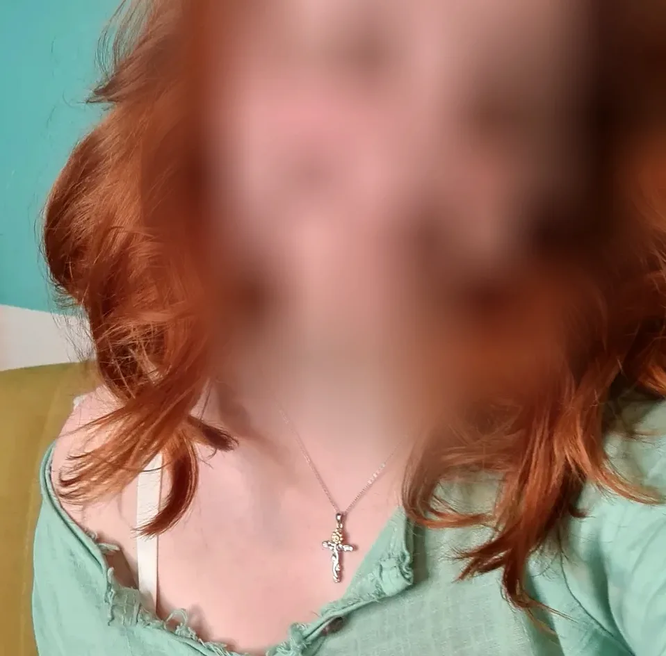 Emilia, 23