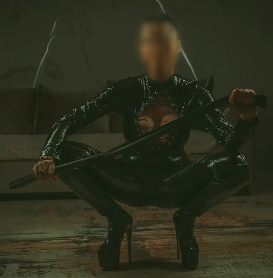 Janina, 33