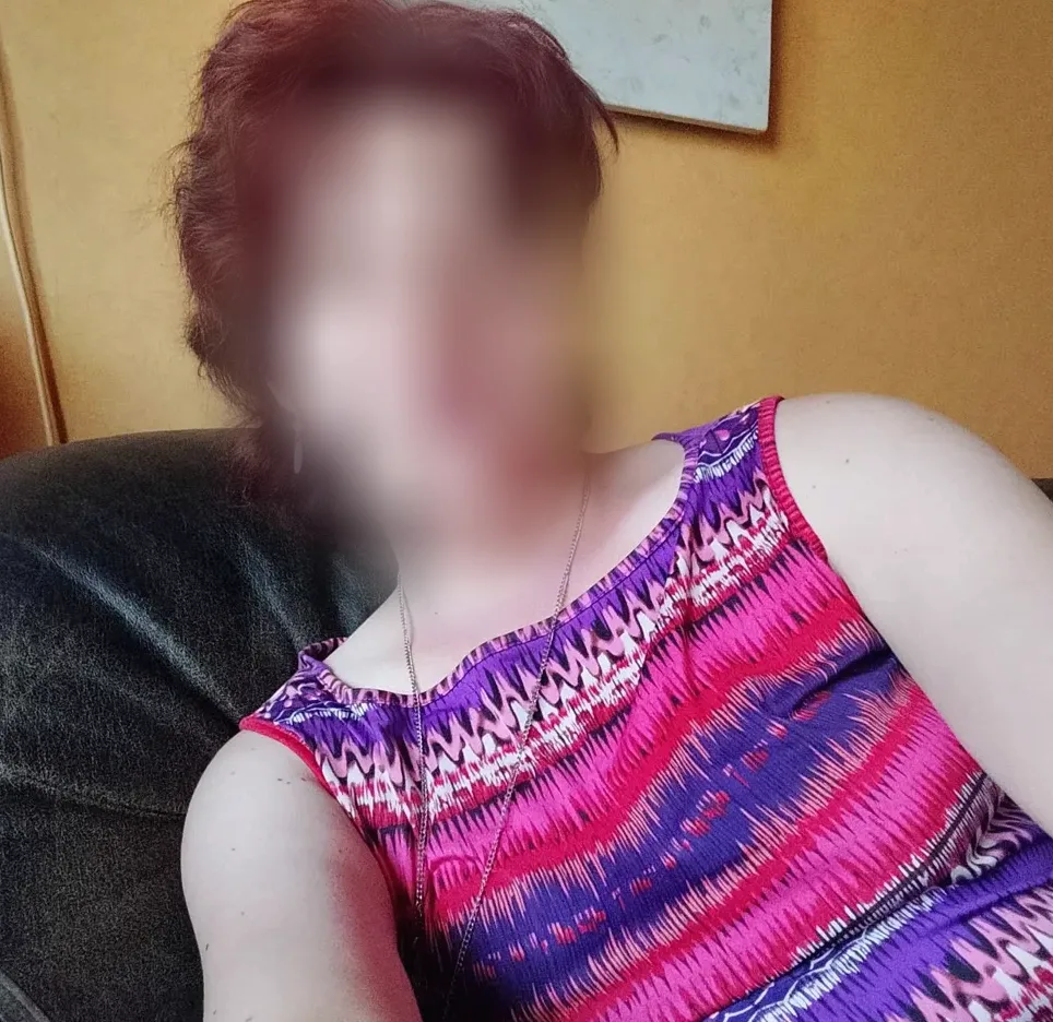 Josephine, 35