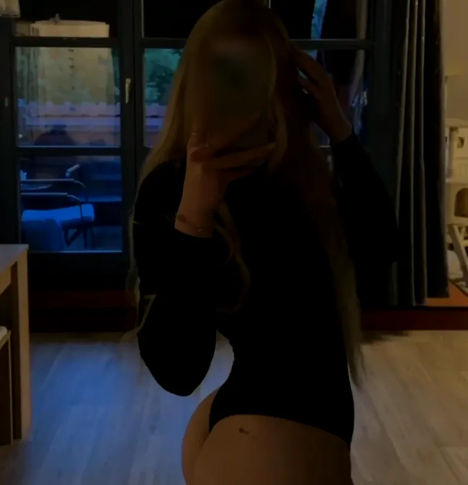 Linda, 23