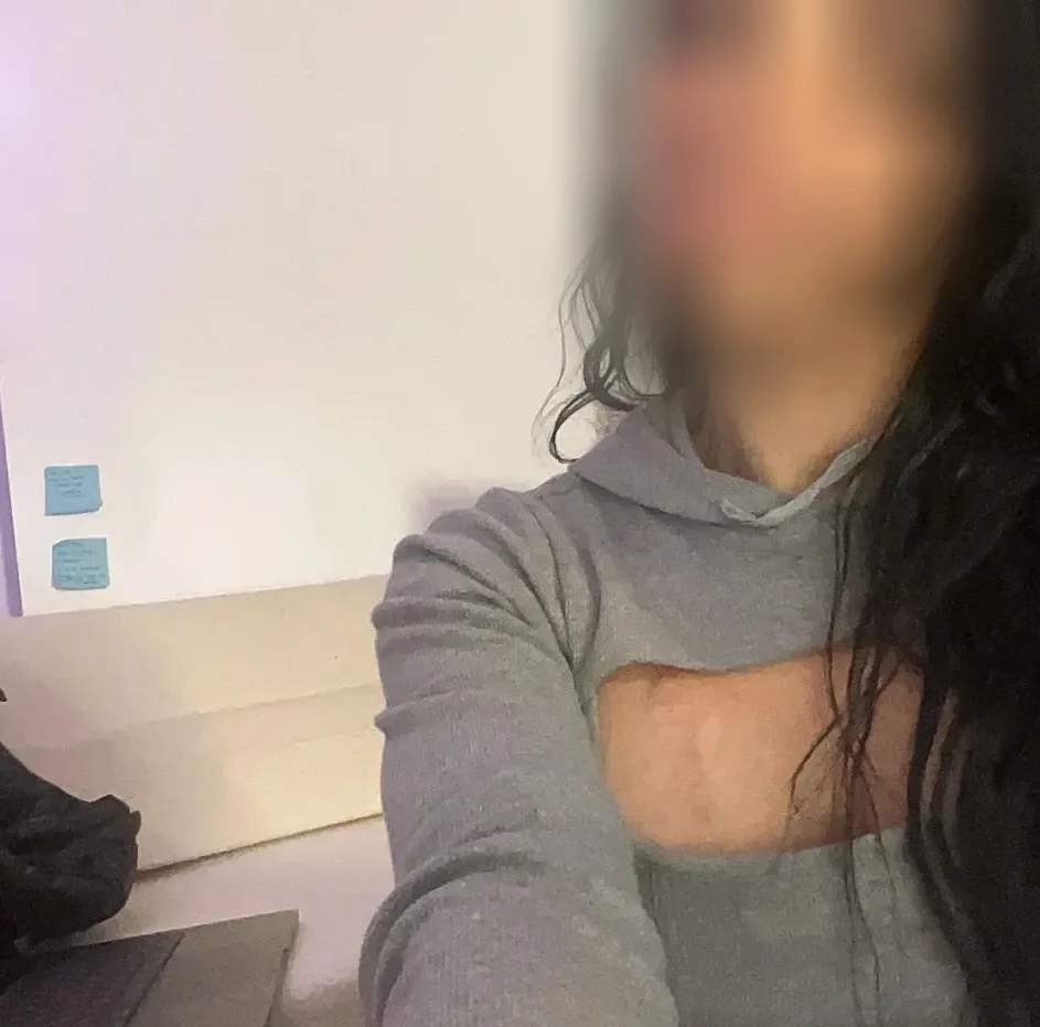 Nadine, 20
