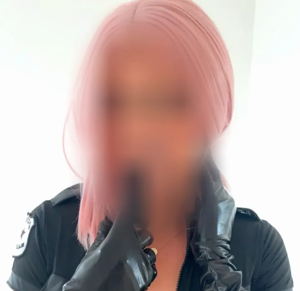 Nisa, 35