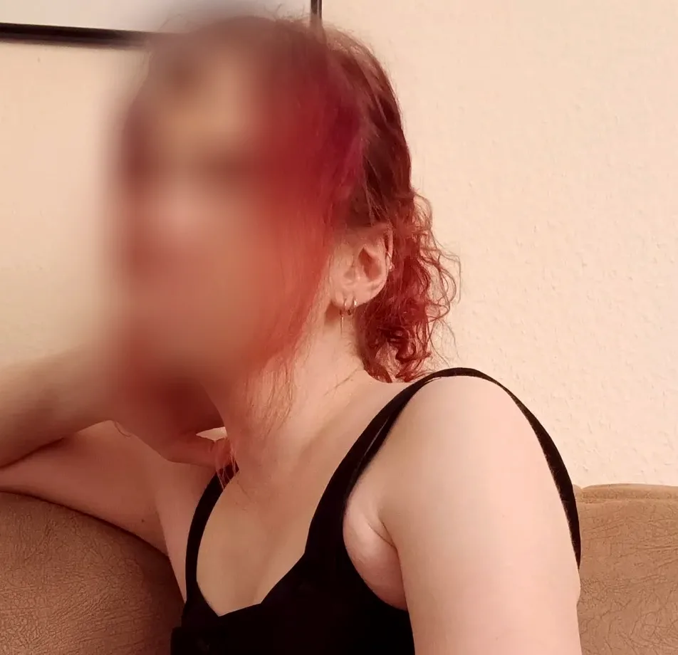 Vanessa, 37